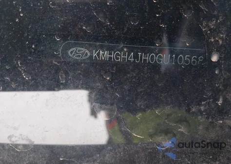 2016 Hyundai Equus Signature z USA, uszkodzony, nr VIN KMHGH4JH0GU105686